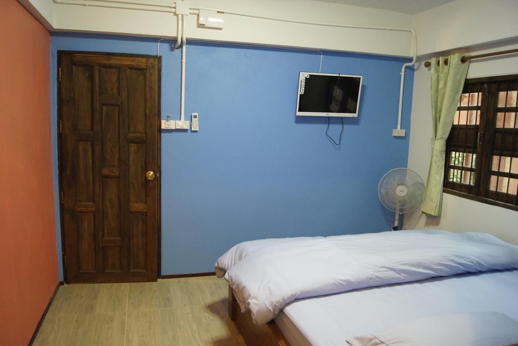The Corner Inn Chiang Mai Exterior photo