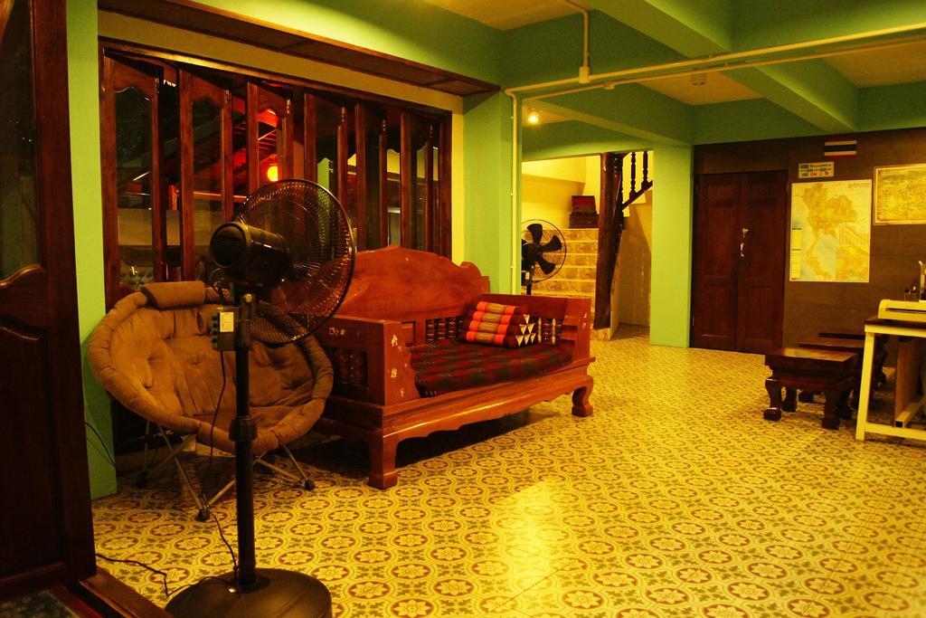 The Corner Inn Chiang Mai Exterior photo