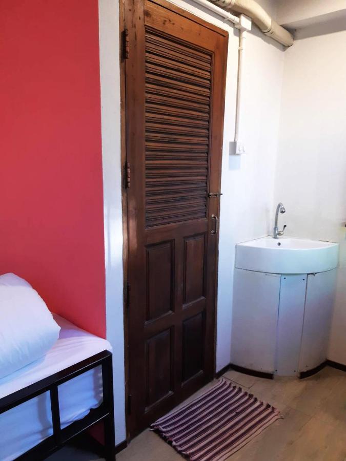 The Corner Inn Chiang Mai Exterior photo